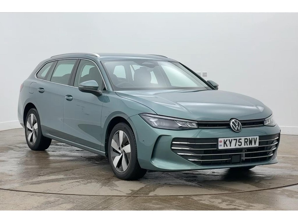 Main listing image - Volkswagen Passat Estate