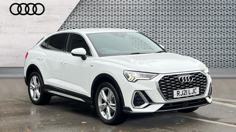 Main listing image - Audi Q3