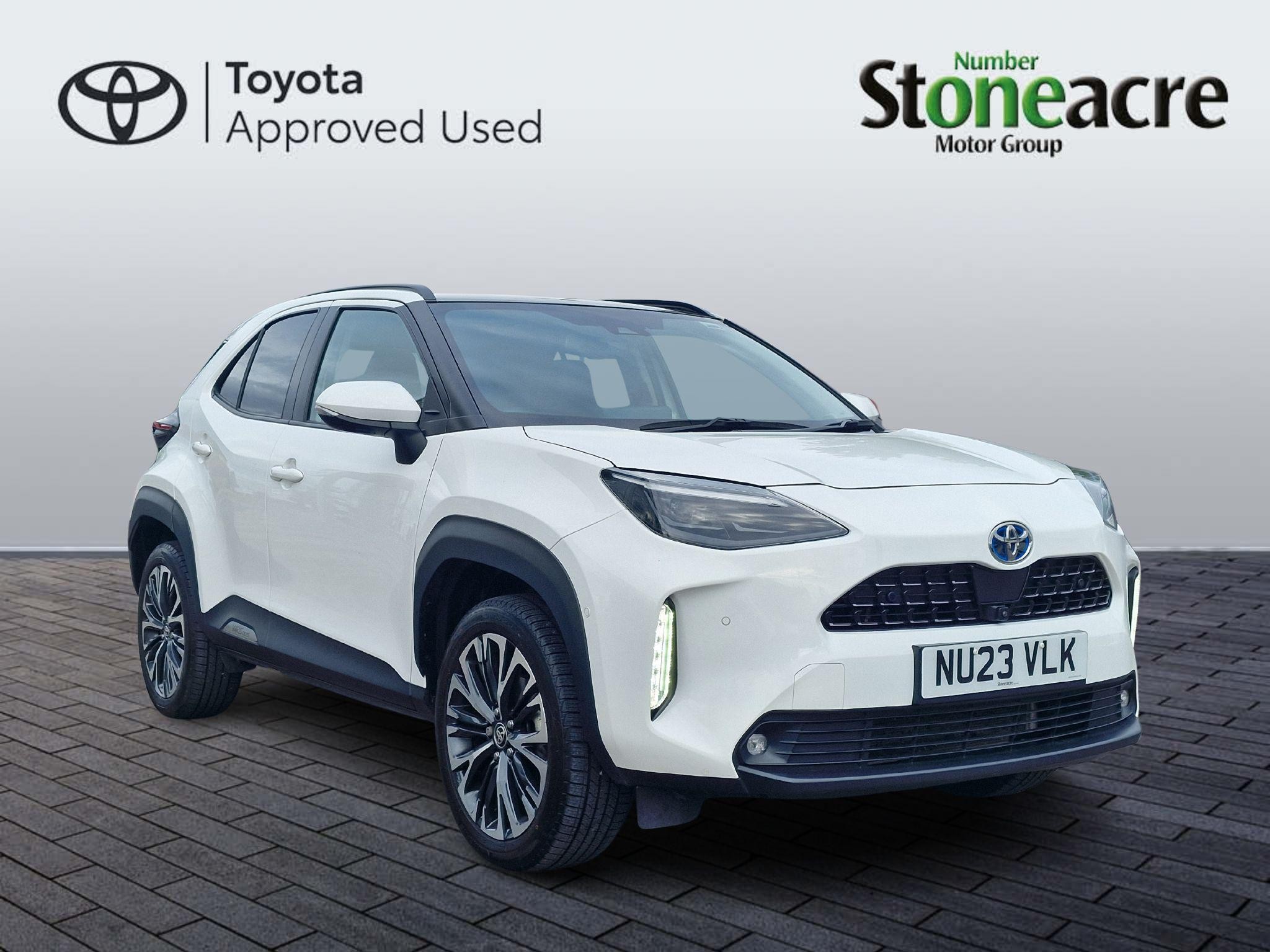 Main listing image - Toyota Yaris Cross