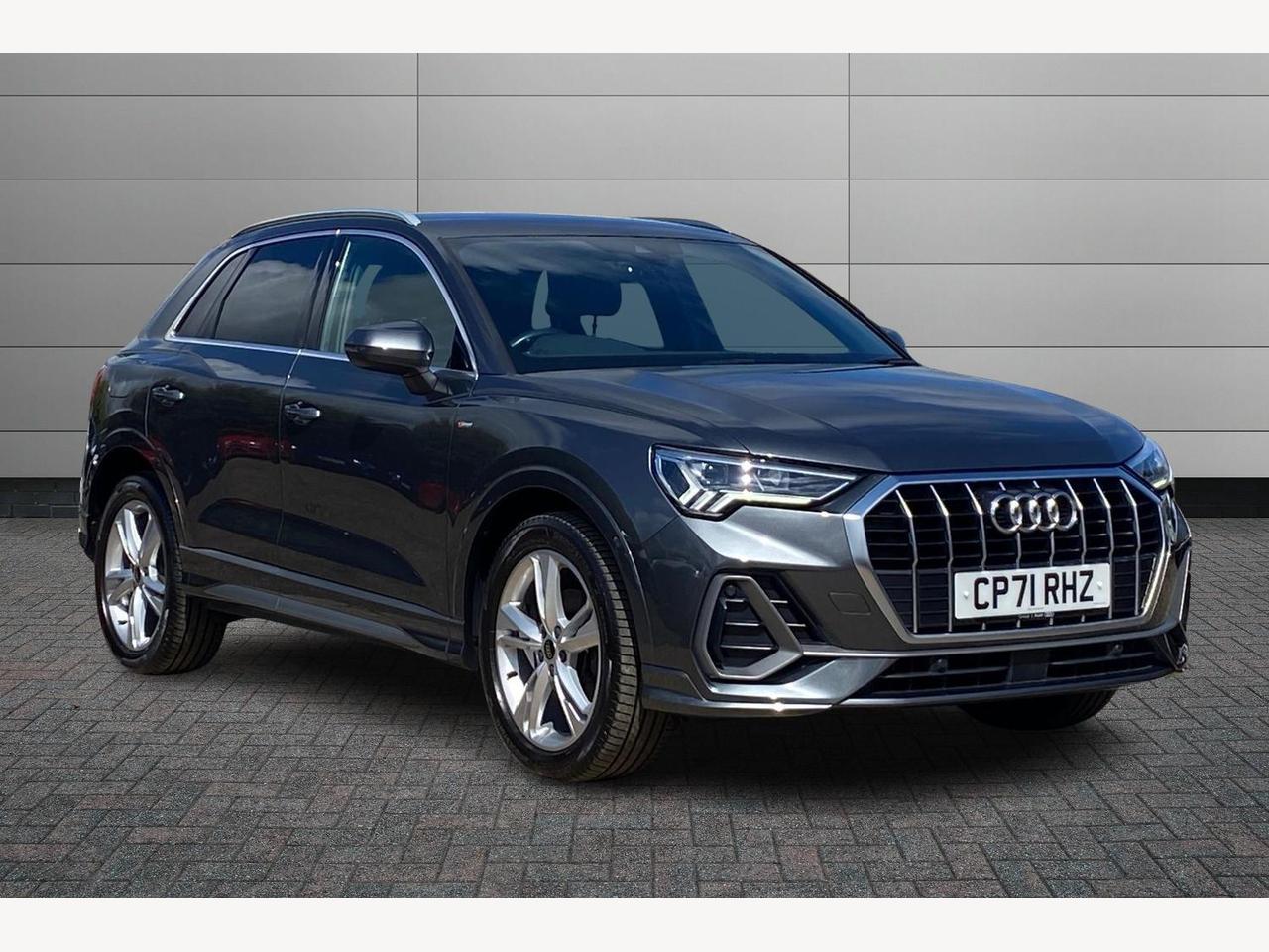 Main listing image - Audi Q3