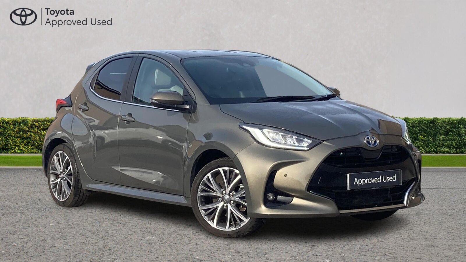 Main listing image - Toyota Yaris