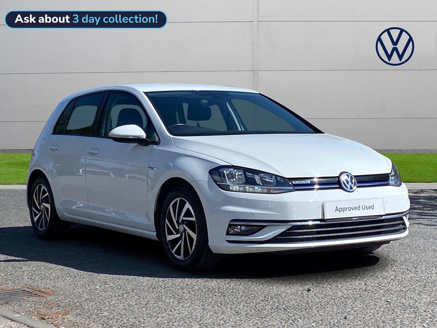 Main listing image - Volkswagen Golf