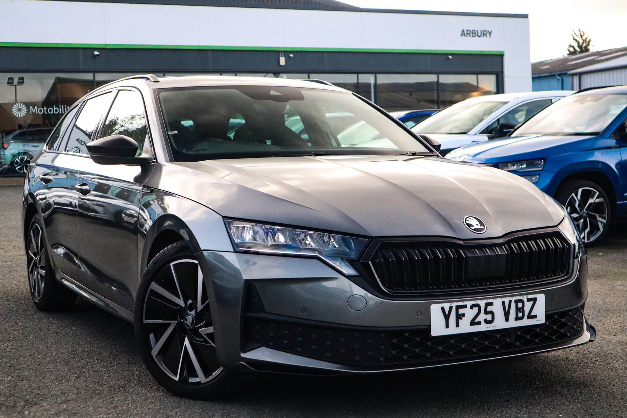 Main listing image - Skoda Octavia Estate