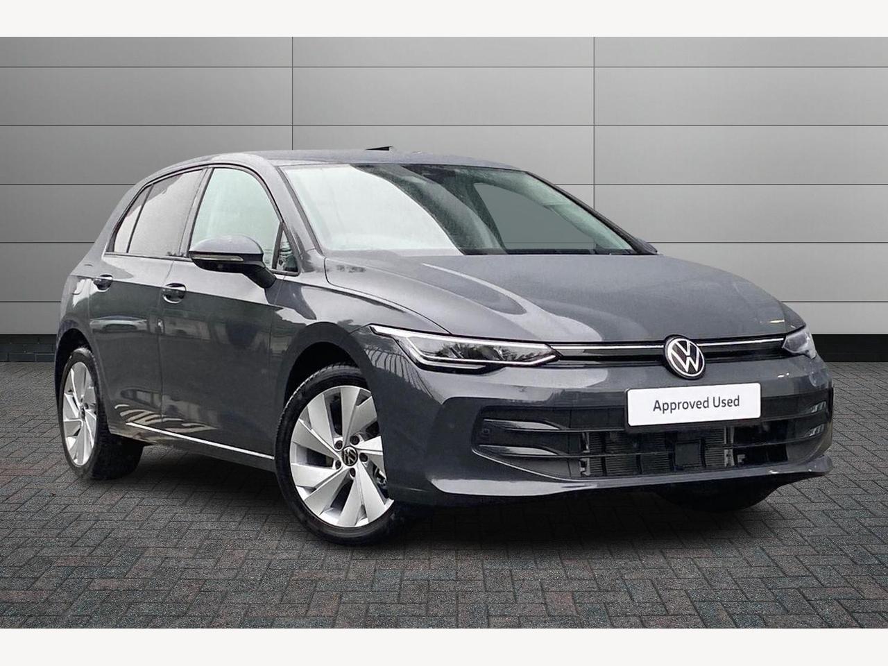 Main listing image - Volkswagen Golf