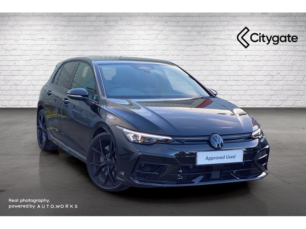Main listing image - Volkswagen Golf