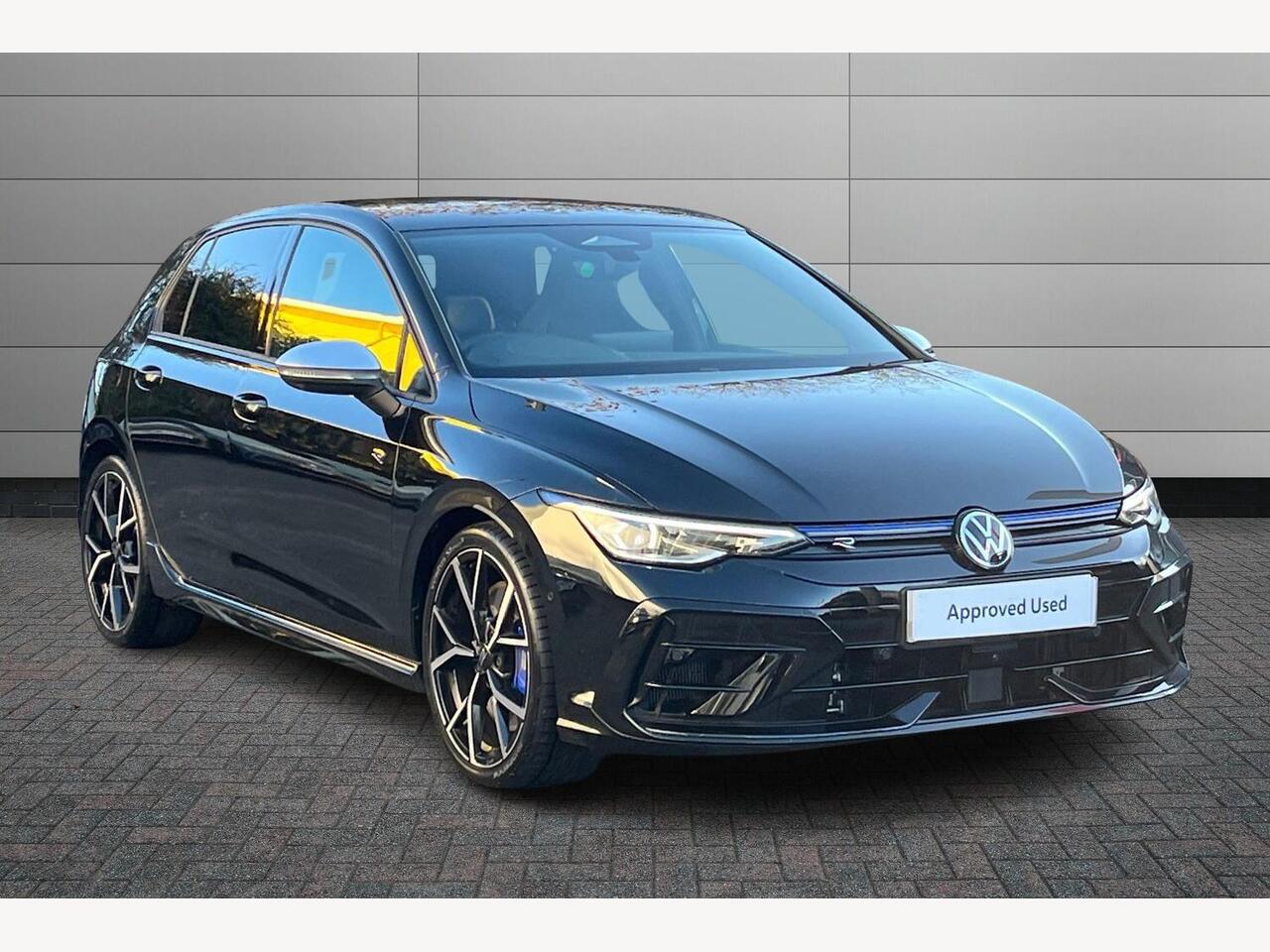 Main listing image - Volkswagen Golf R