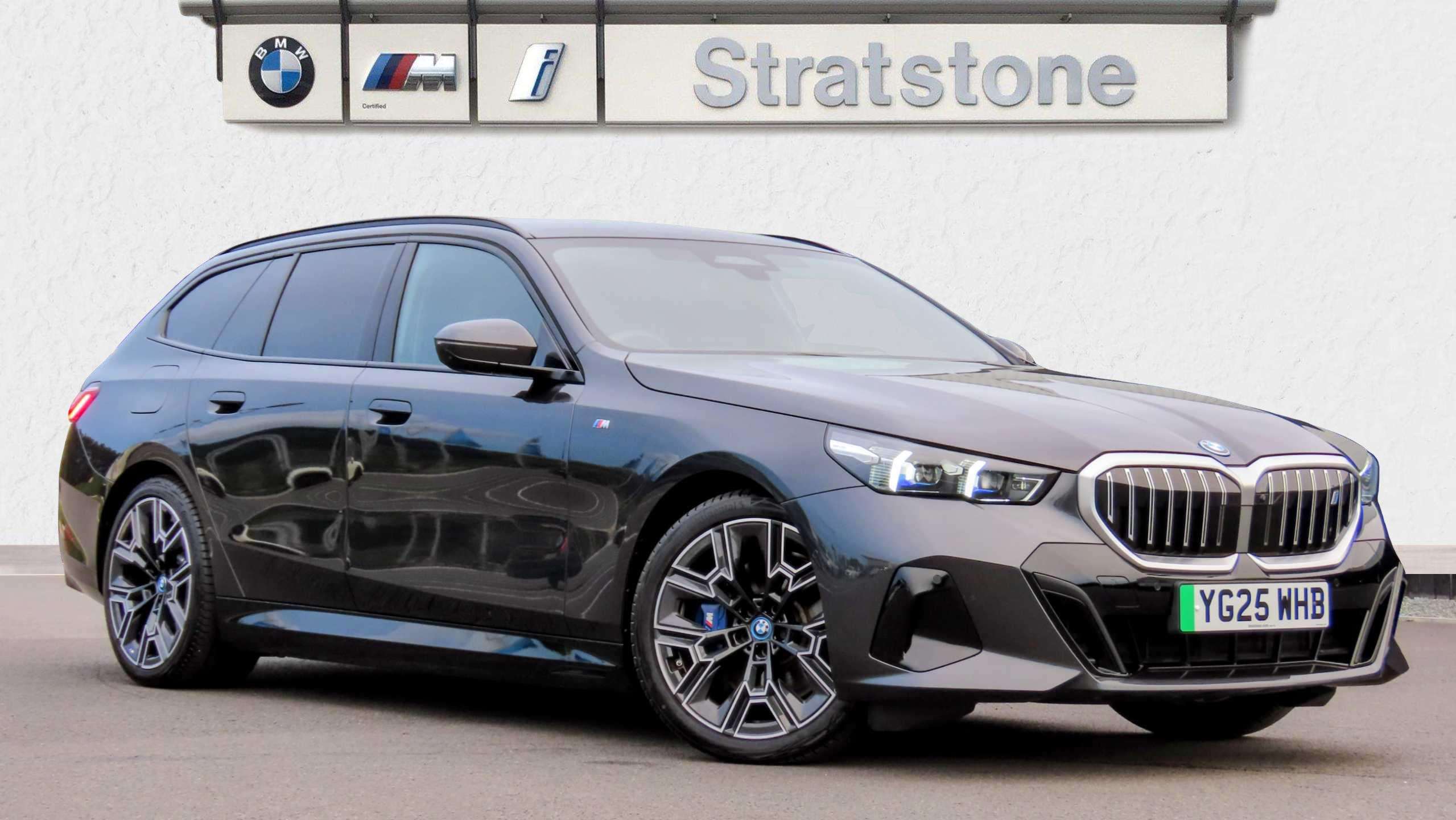 Main listing image - BMW i5