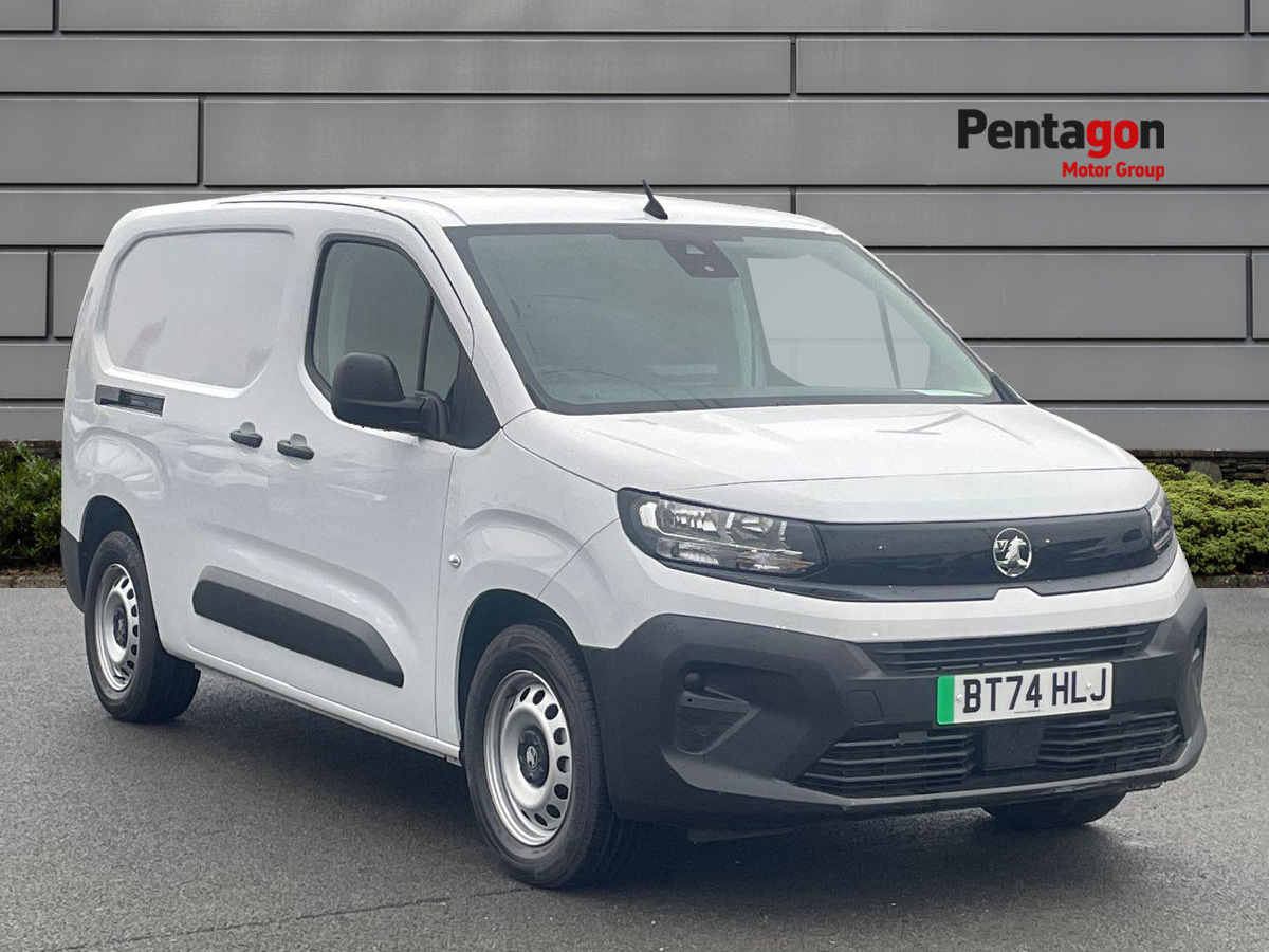 Main listing image - Vauxhall Combo Cargo-e