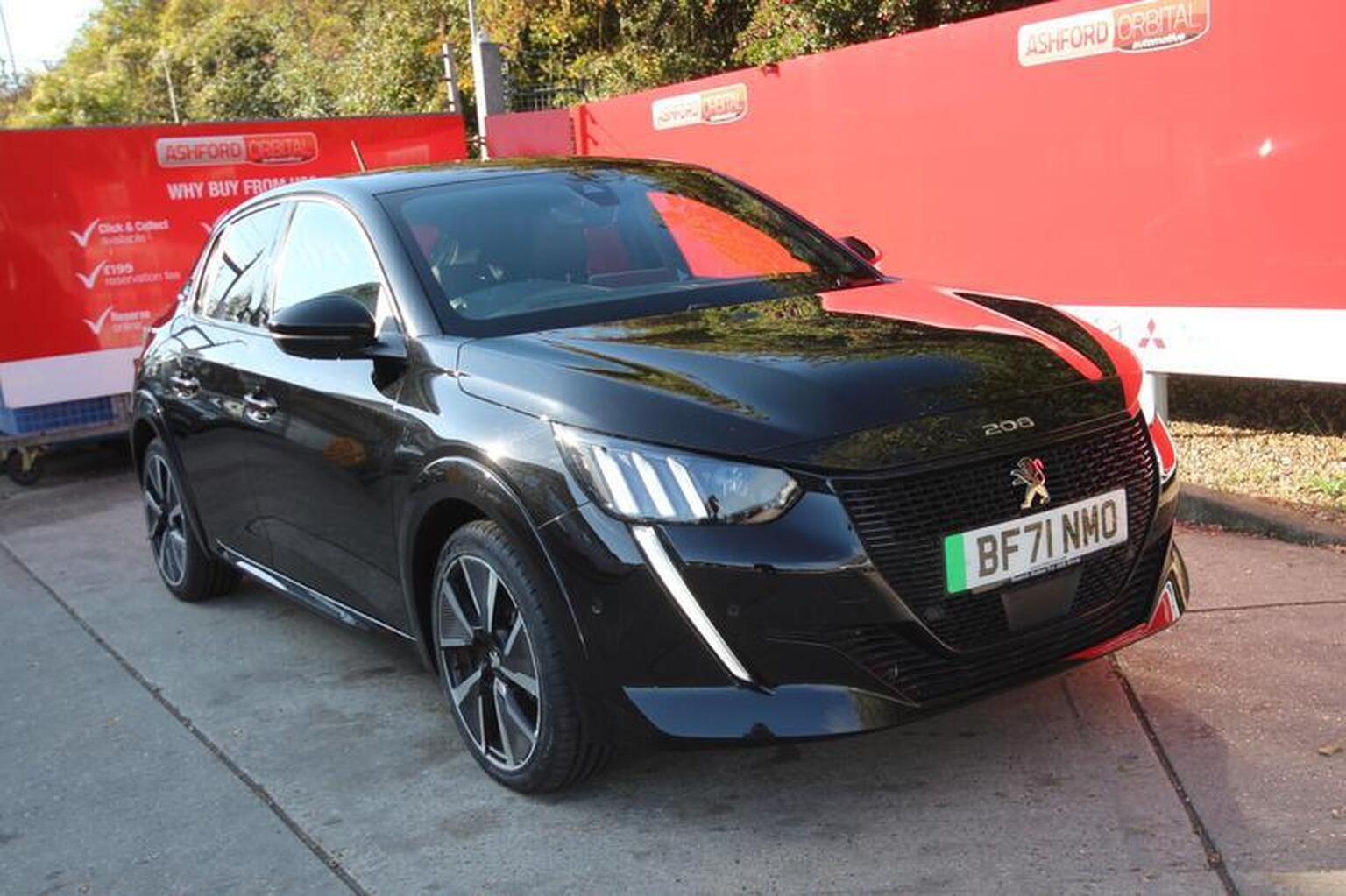 Main listing image - Peugeot e-208