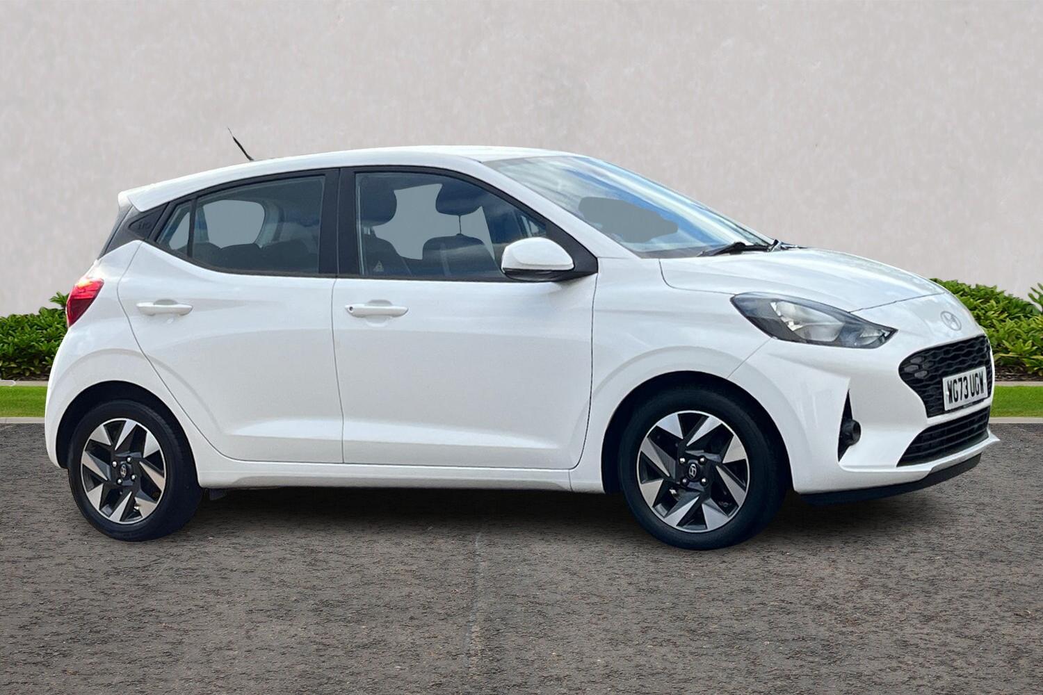 Main listing image - Hyundai i10