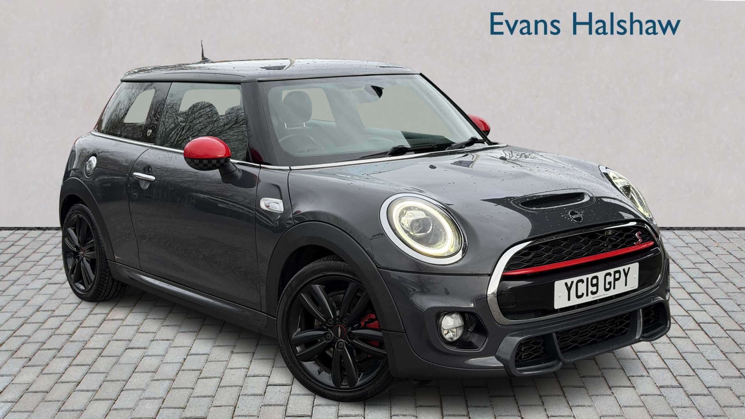 Main listing image - MINI Hatchback
