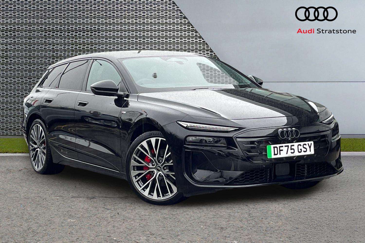 Main listing image - Audi e-tron