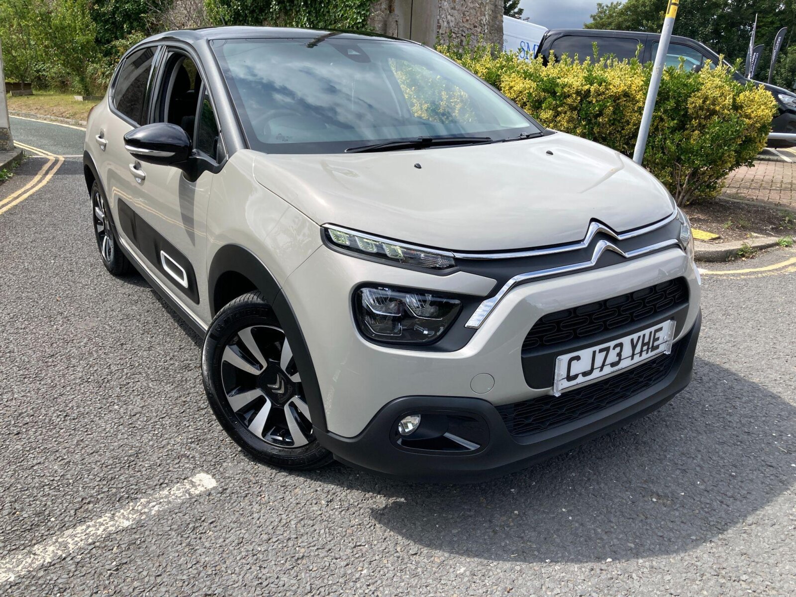 Main listing image - Citroen C3