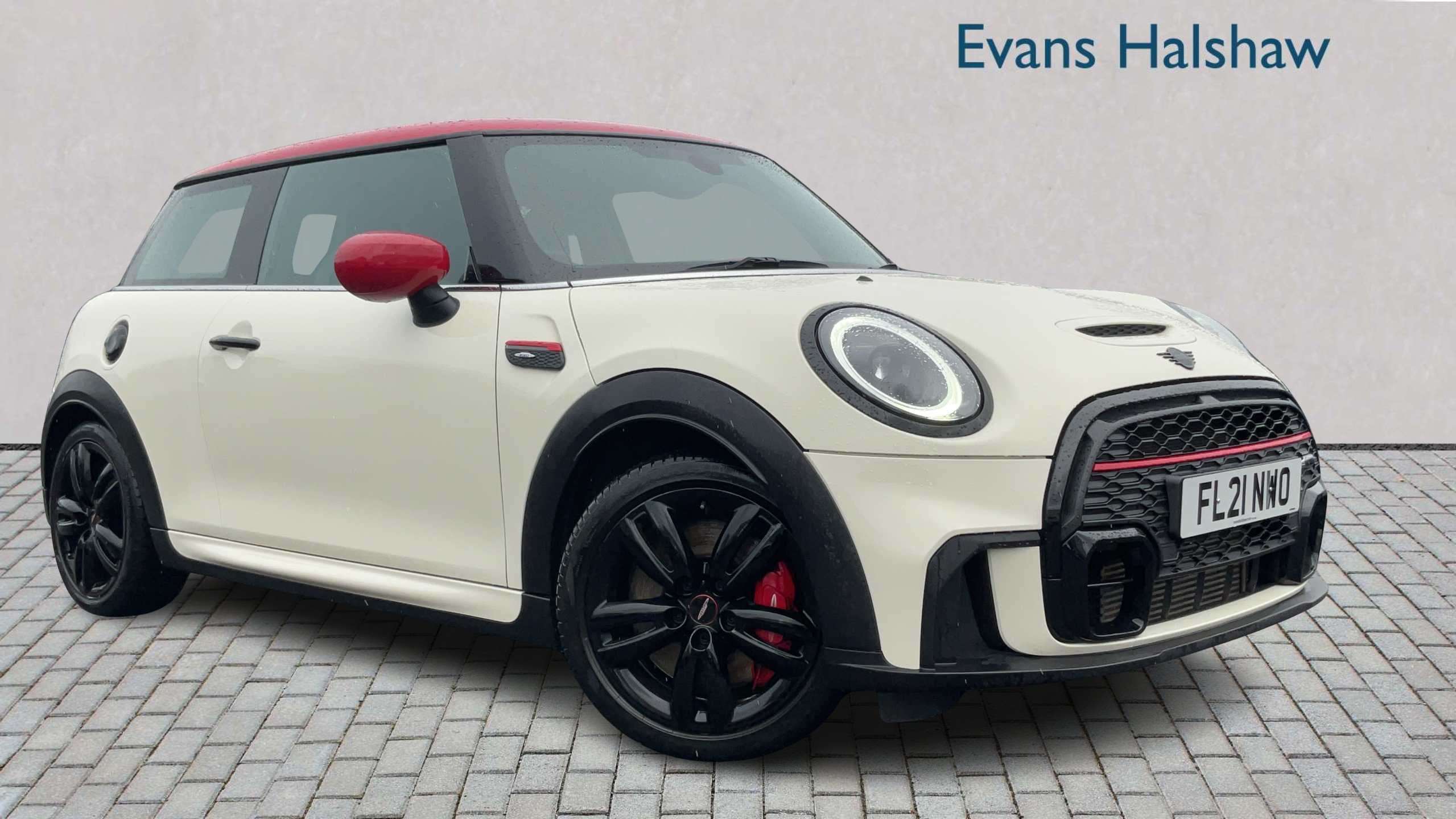 Main listing image - MINI Hatchback