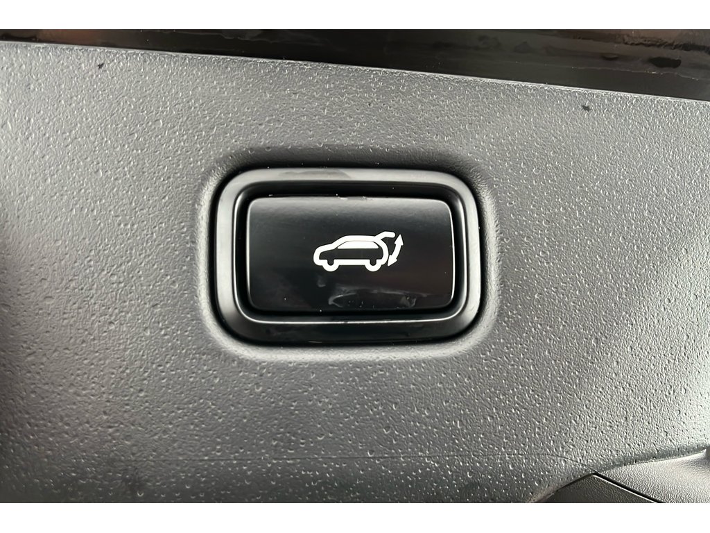 Main listing image - Kia Niro