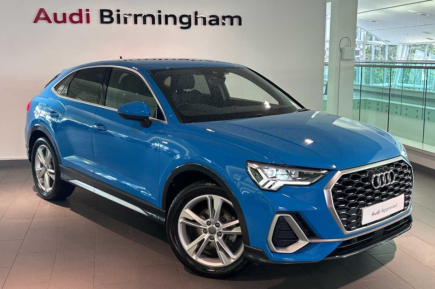 Main listing image - Audi Q3