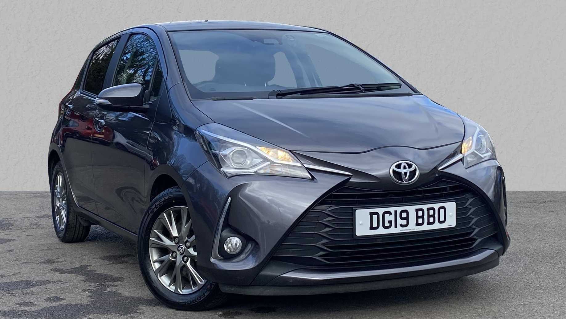 Main listing image - Toyota Yaris