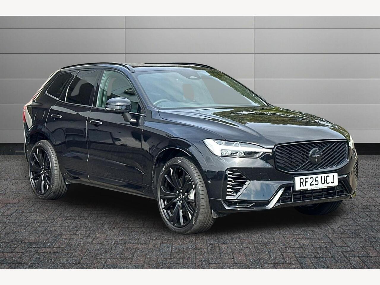 Main listing image - Volvo XC60