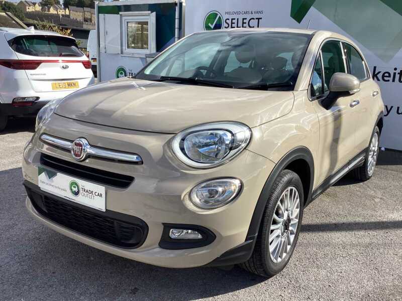 Main listing image - Fiat 500X