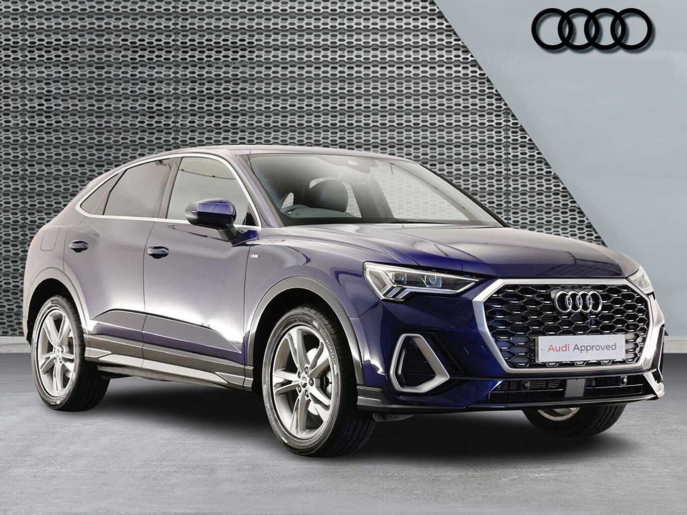 Main listing image - Audi Q3