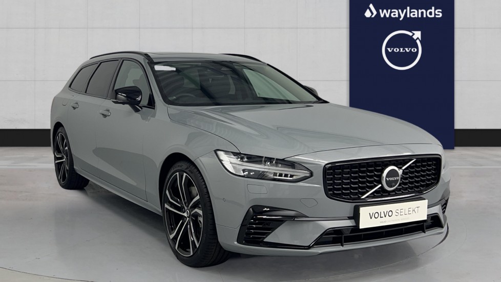 Main listing image - Volvo V90