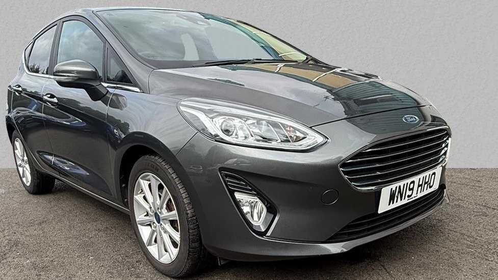 Main listing image - Ford Fiesta