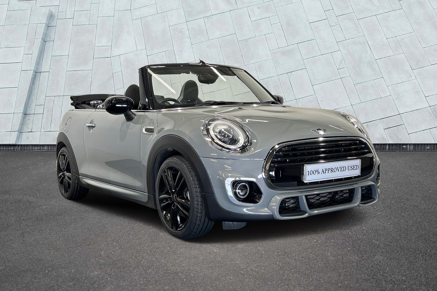 Main listing image - MINI Convertible