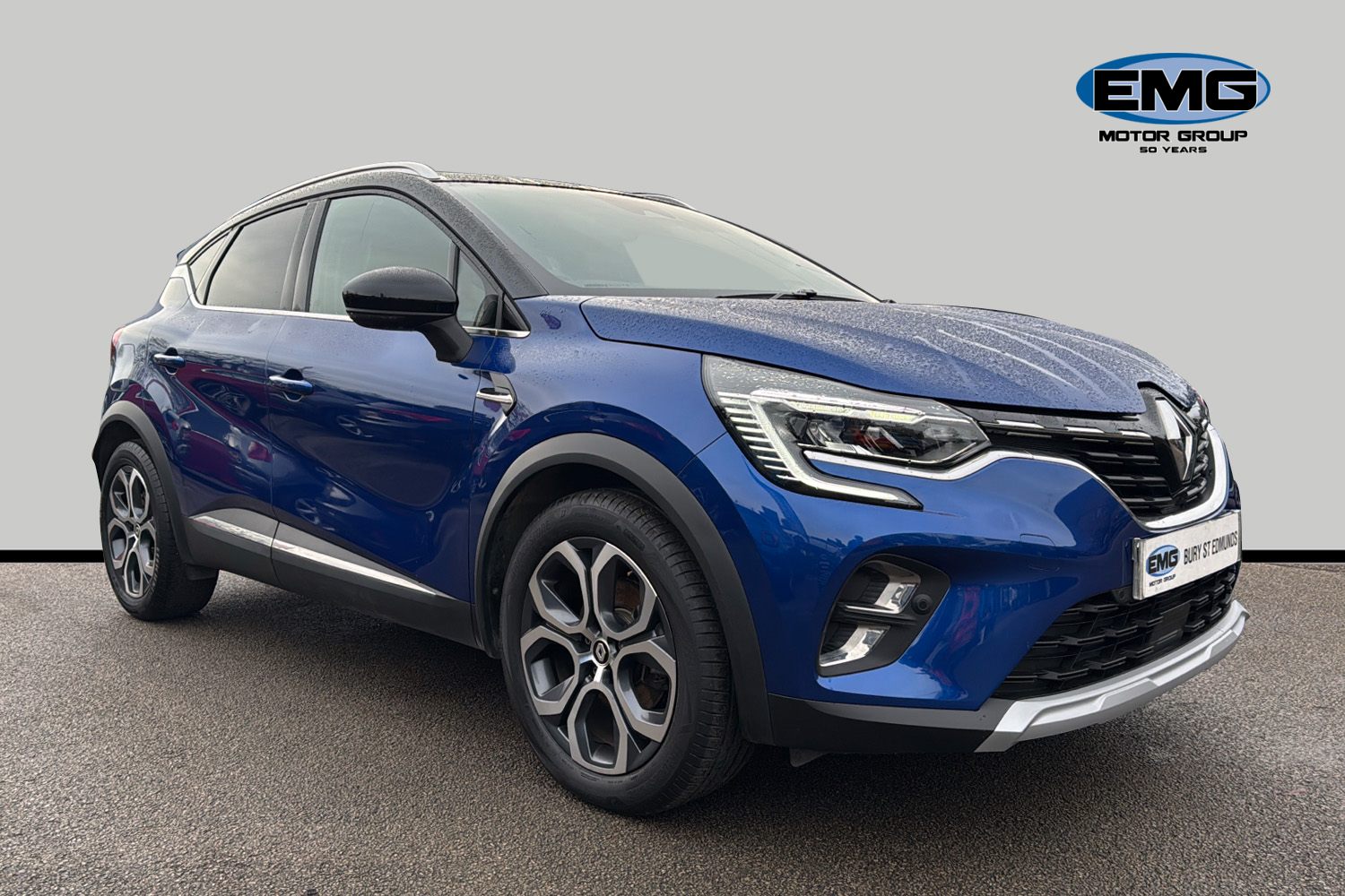 Main listing image - Renault Captur