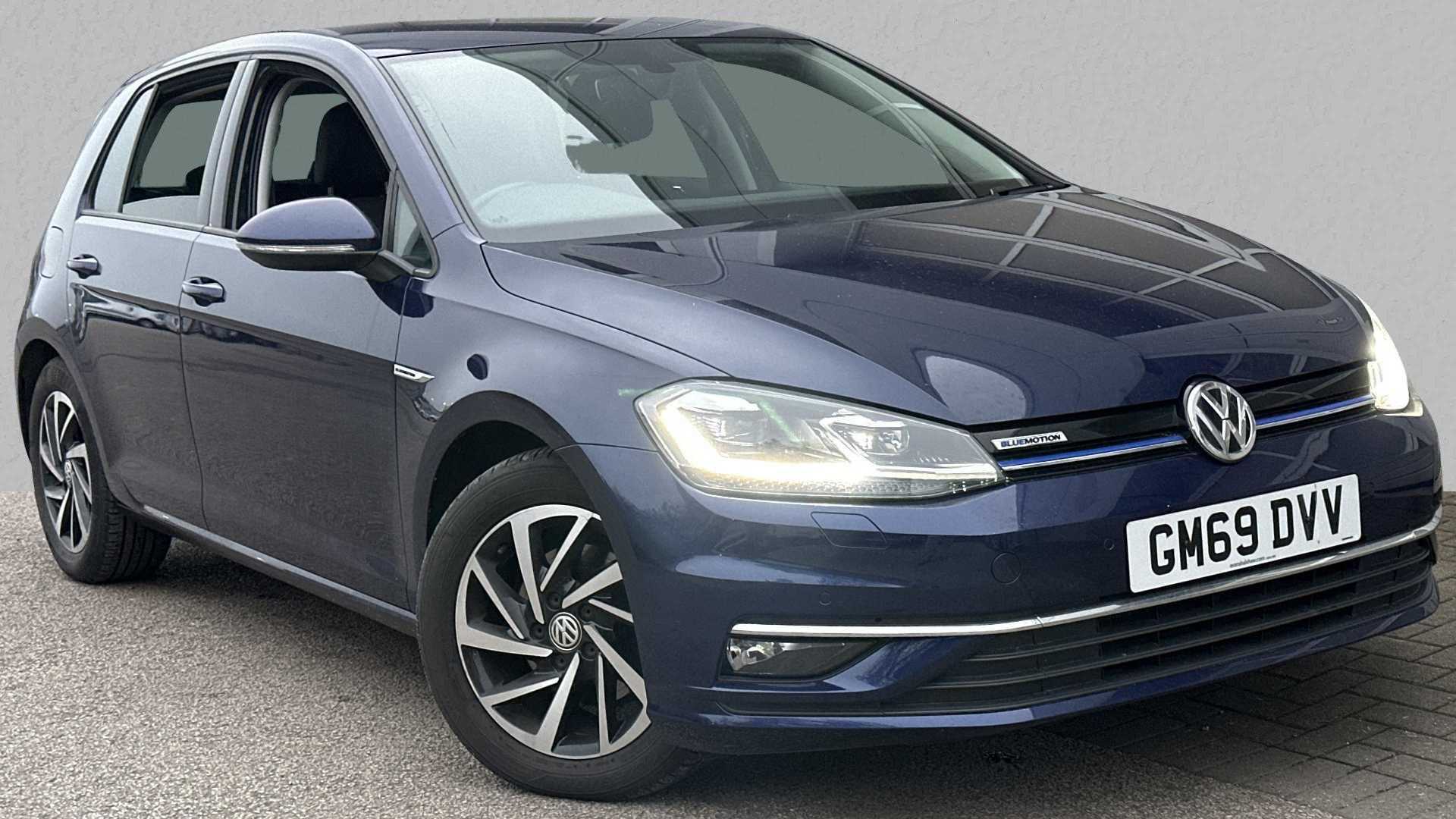 Main listing image - Volkswagen Golf