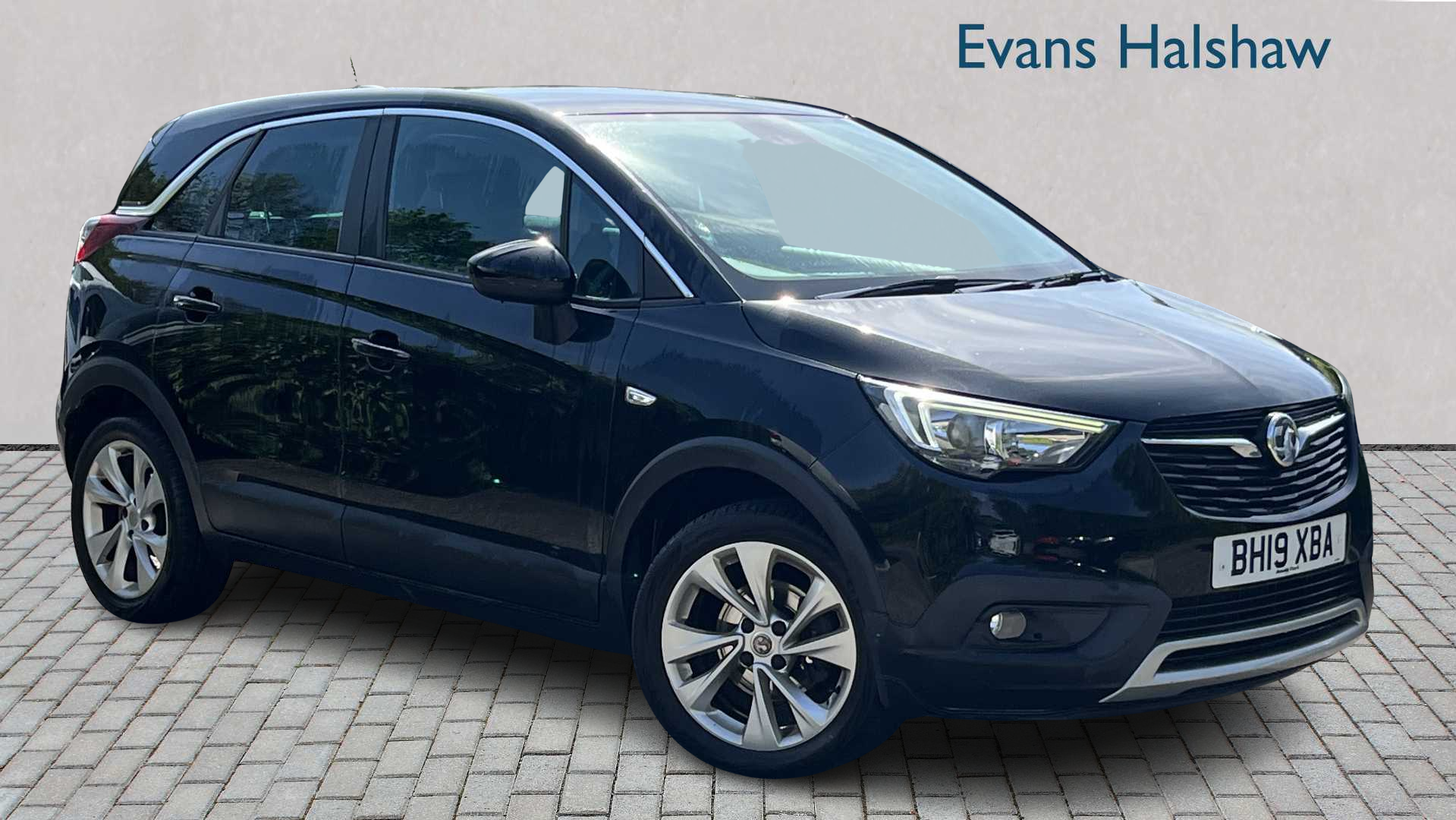 Main listing image - Vauxhall Crossland X