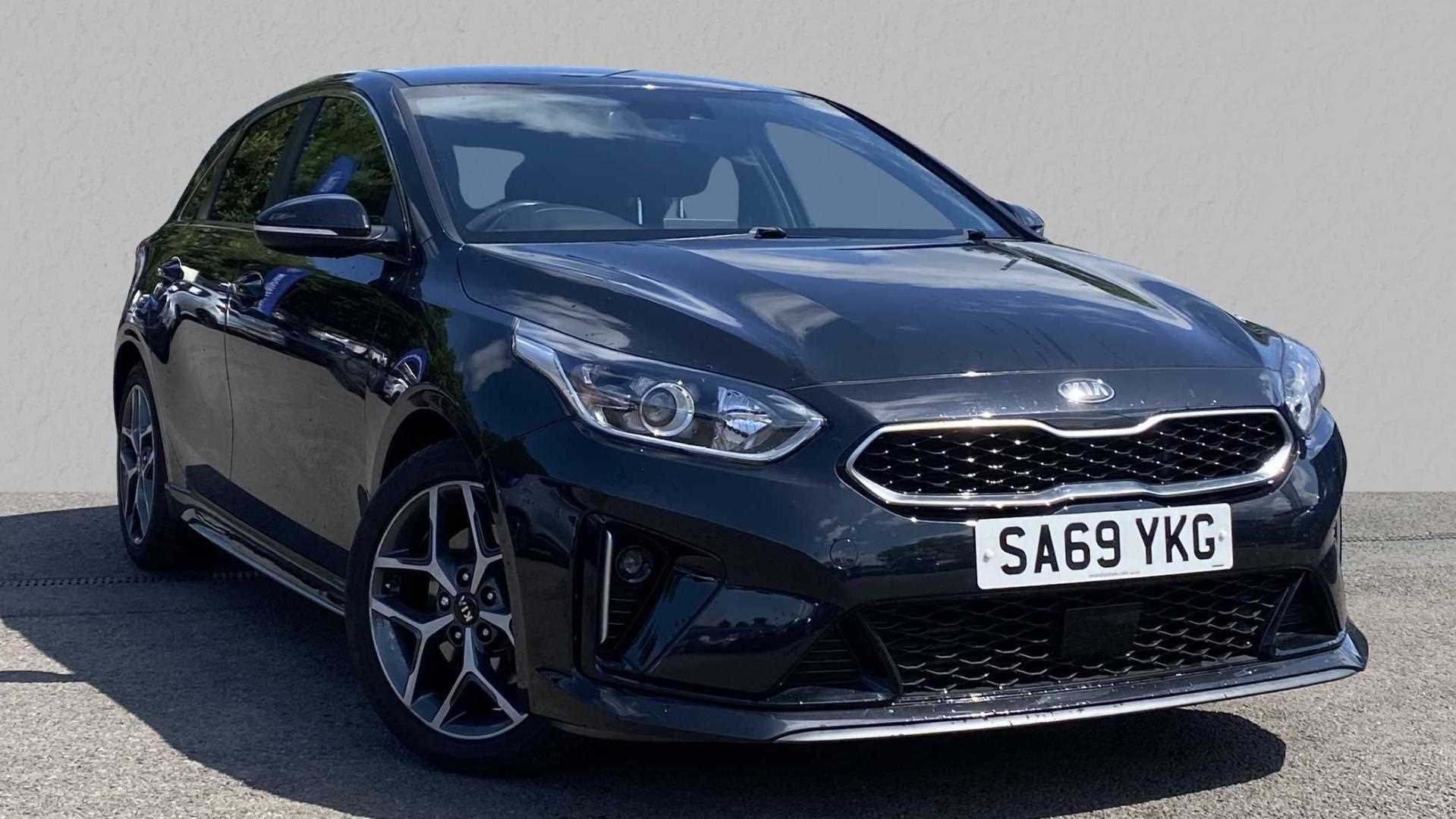 Main listing image - Kia Ceed
