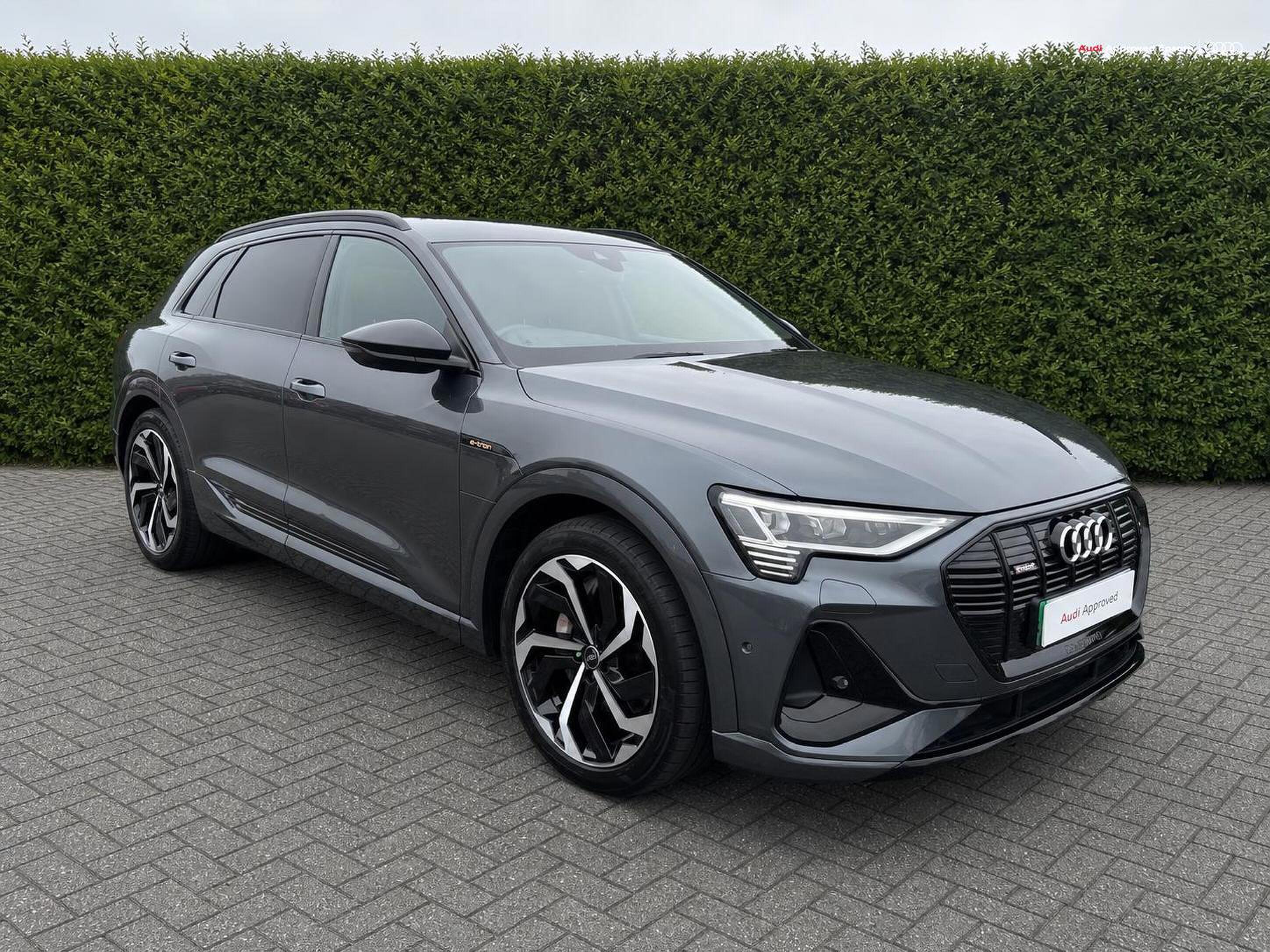 Main listing image - Audi e-tron