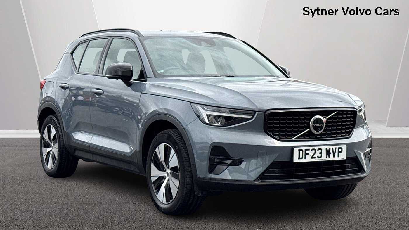 Main listing image - Volvo XC40 Recharge