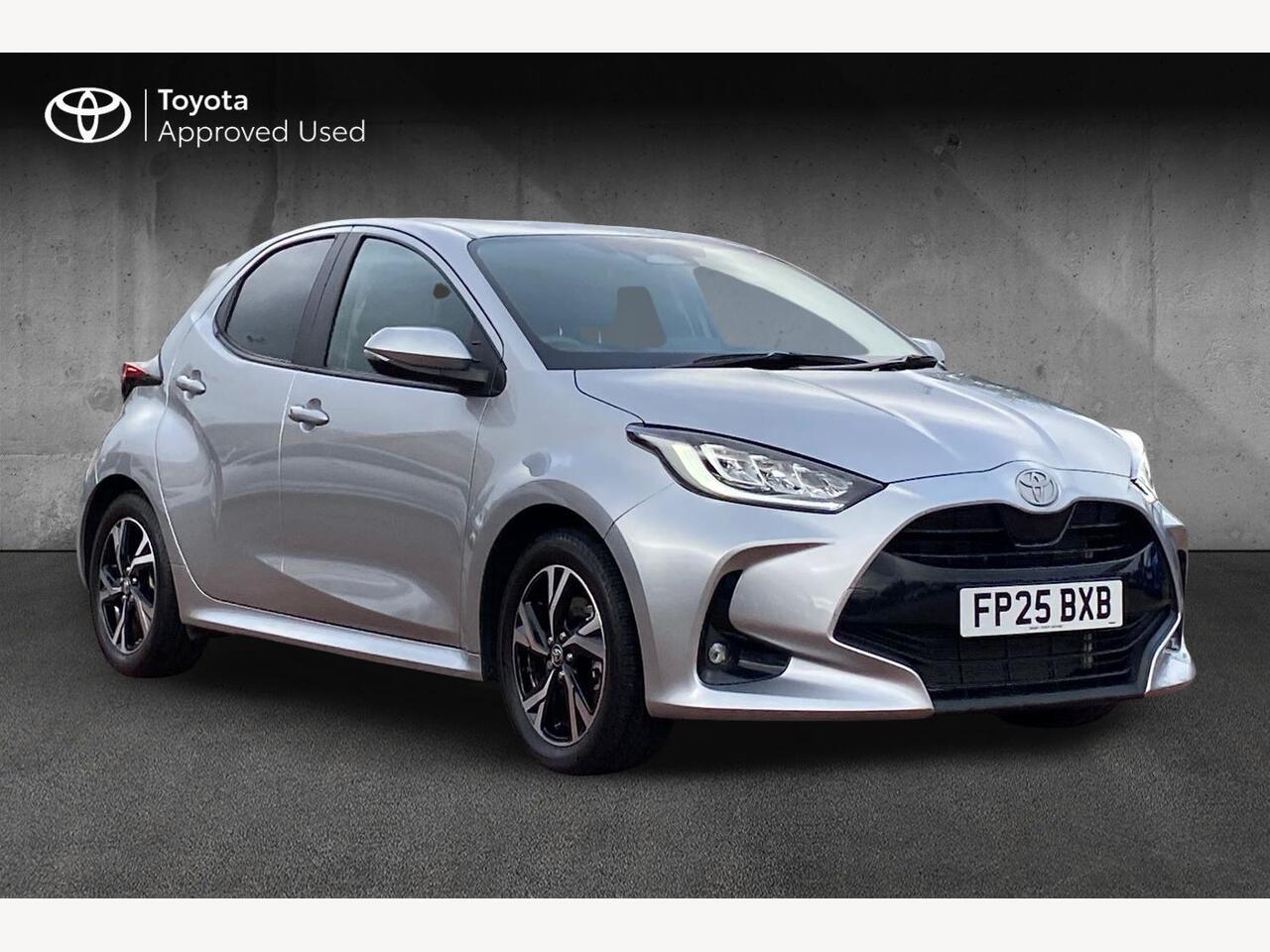 Main listing image - Toyota Yaris