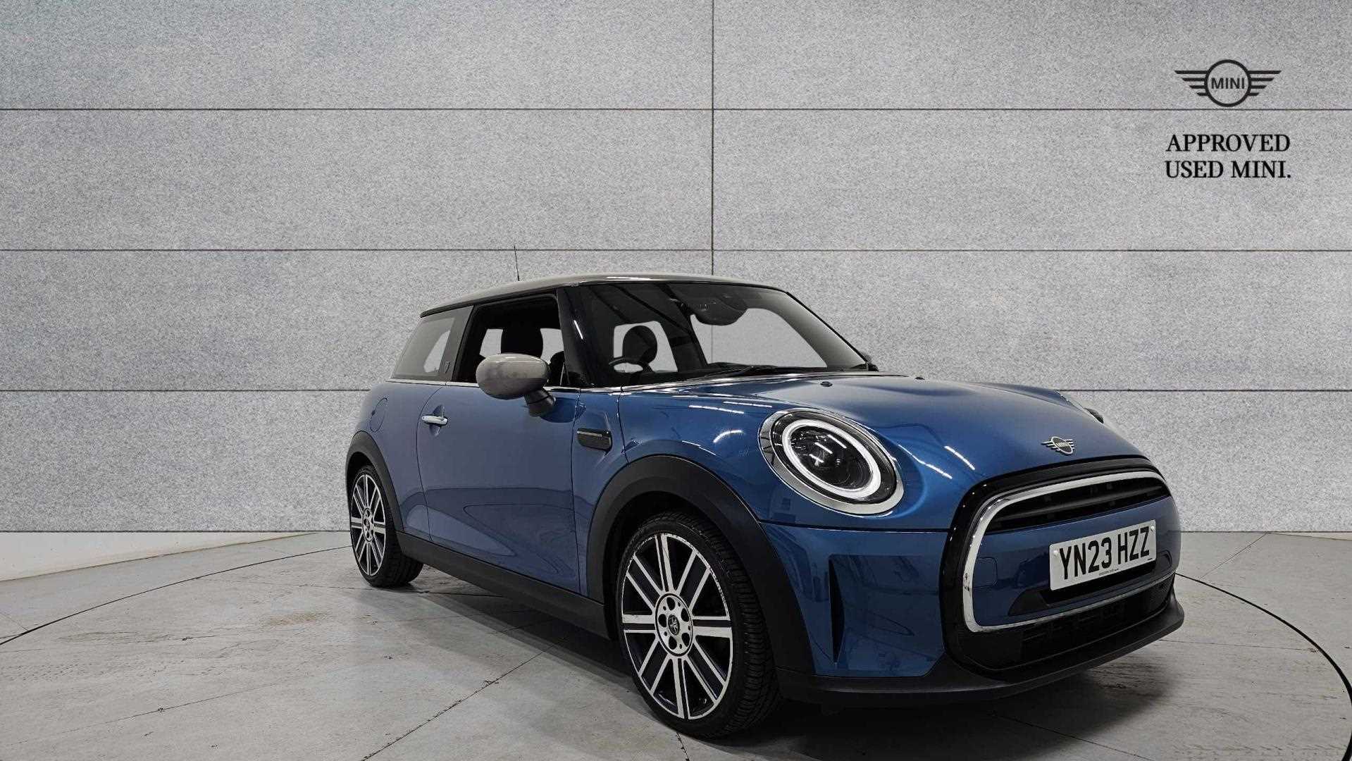 Main listing image - MINI Hatchback