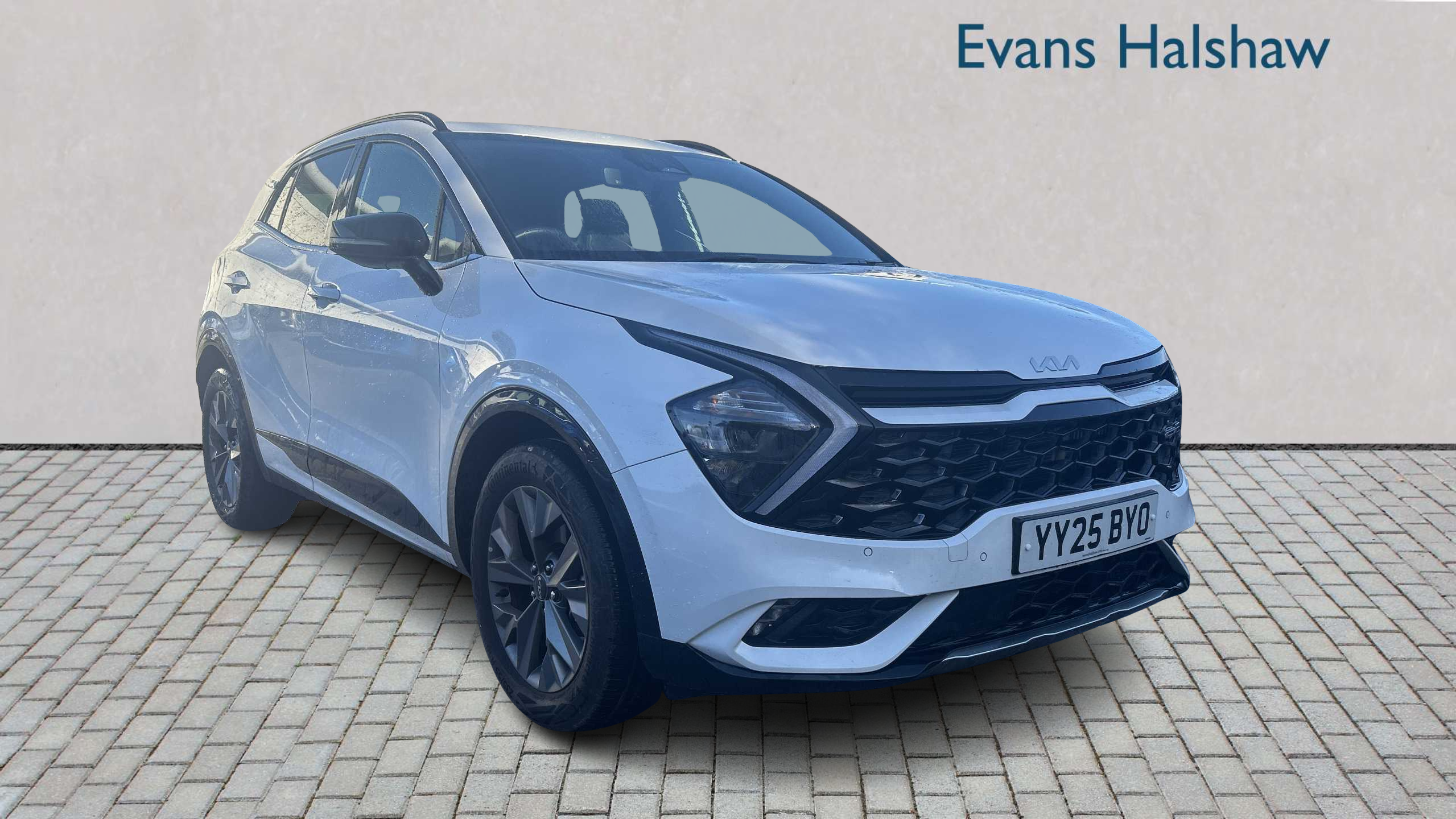 Main listing image - Kia Sportage