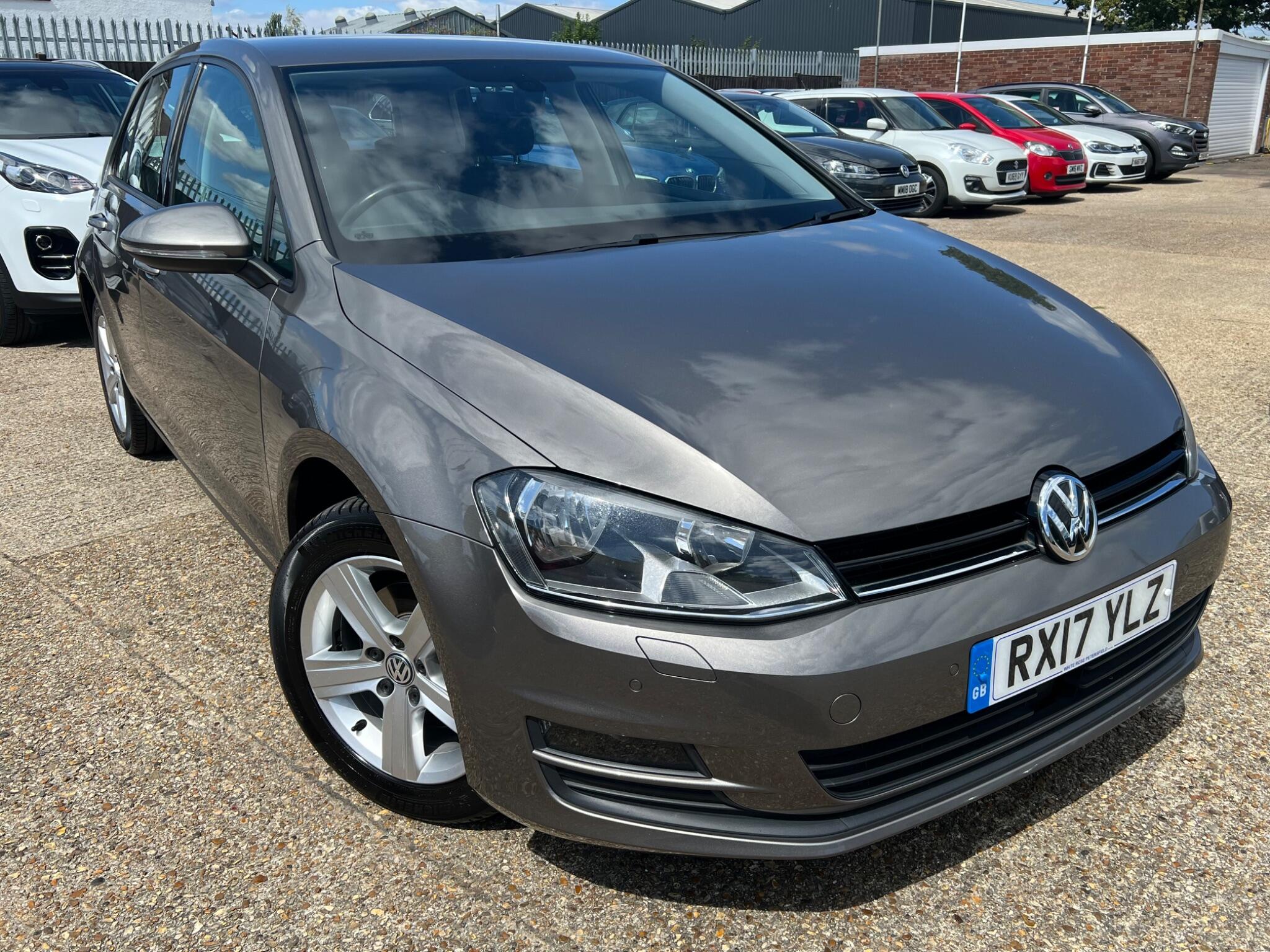 Main listing image - Volkswagen Golf