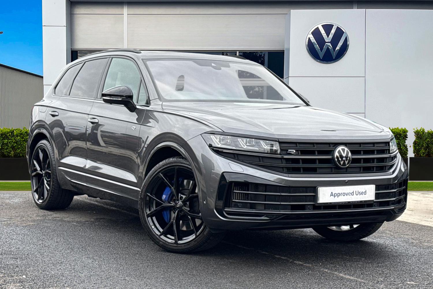 Main listing image - Volkswagen Touareg