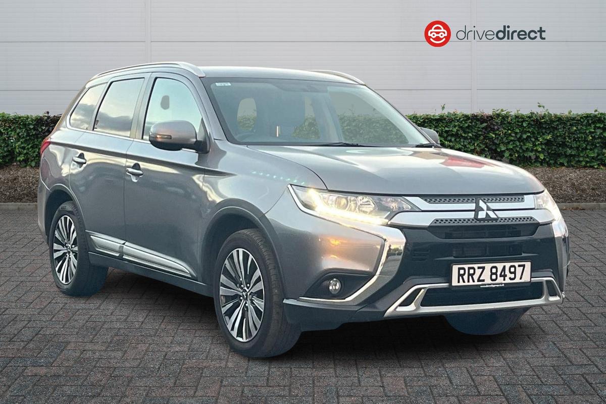 Main listing image - Mitsubishi Outlander