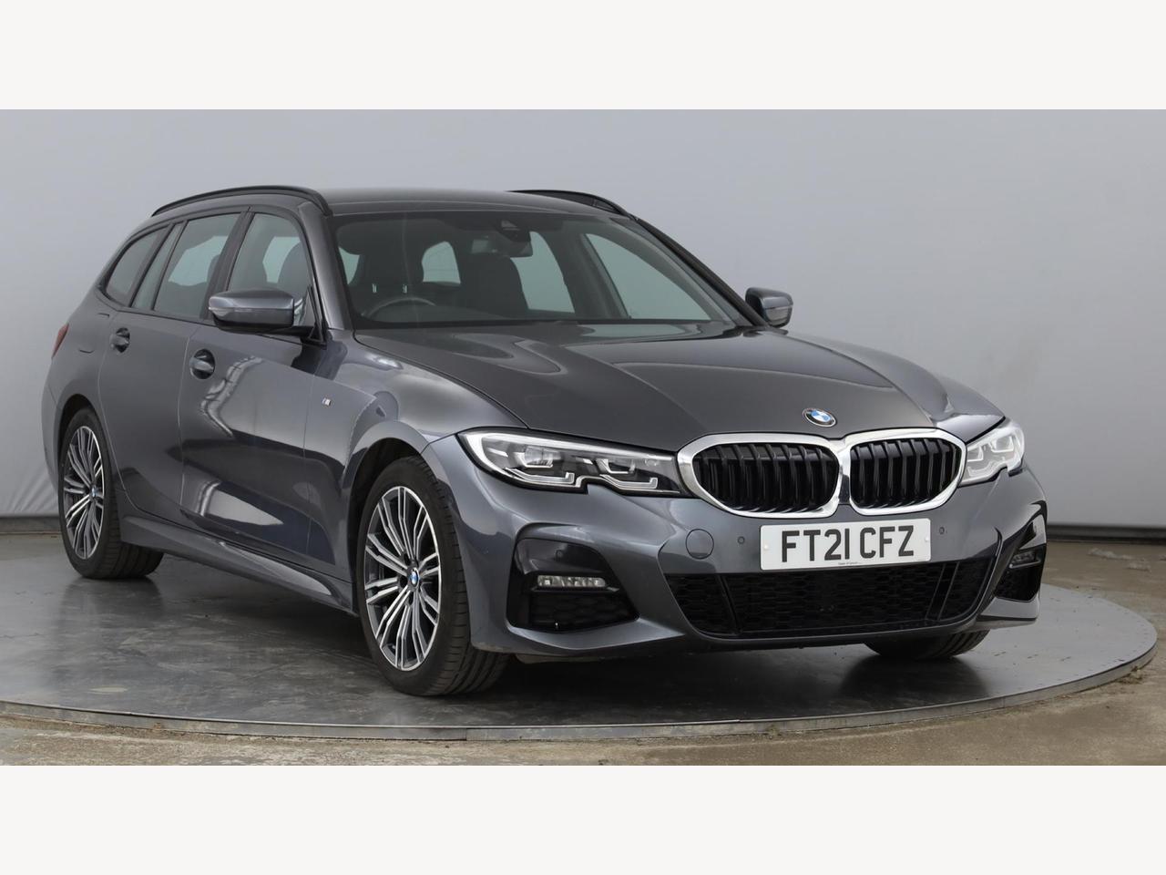 Main listing image - BMW 3 Series Touring