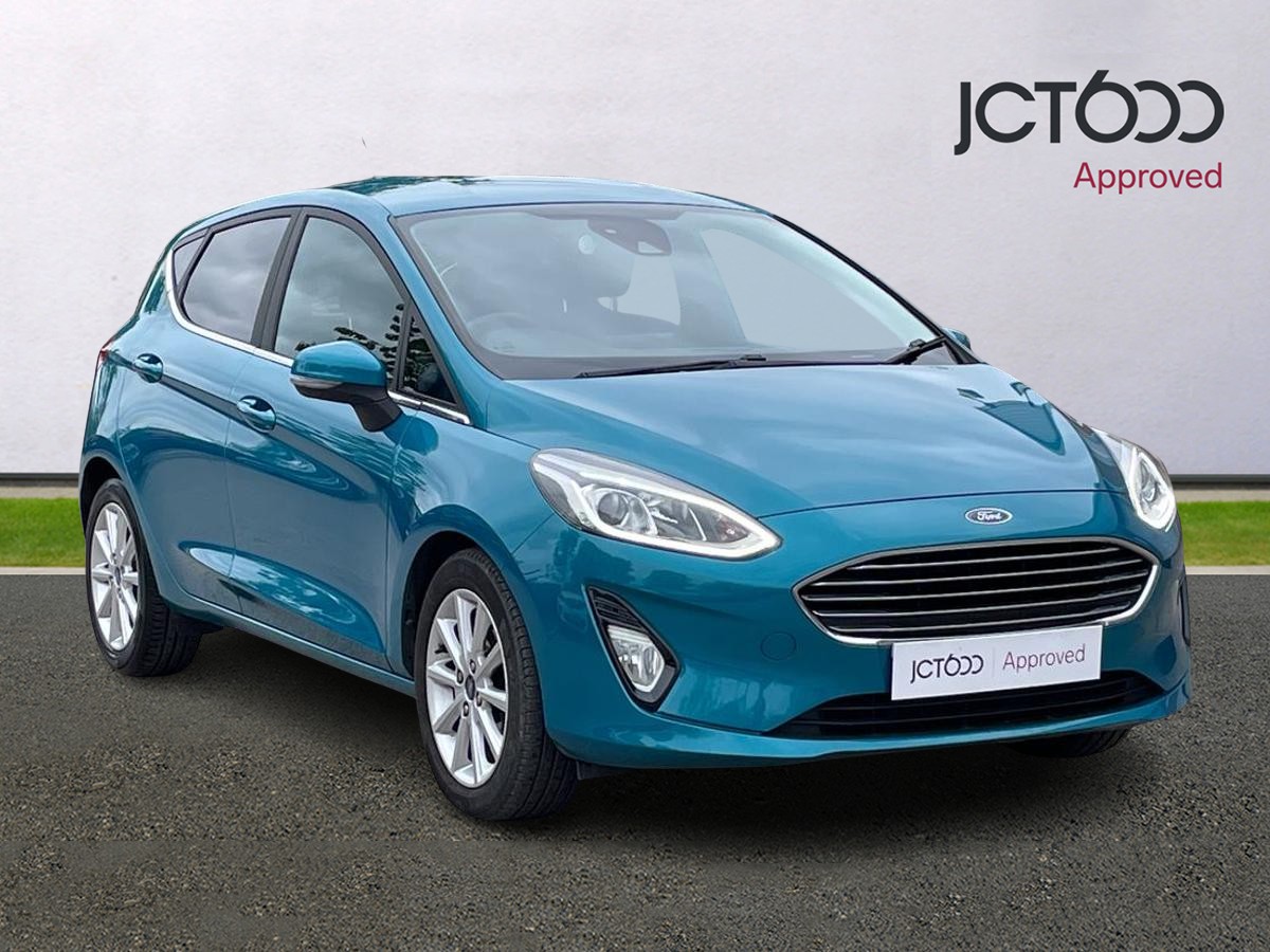 Main listing image - Ford Fiesta