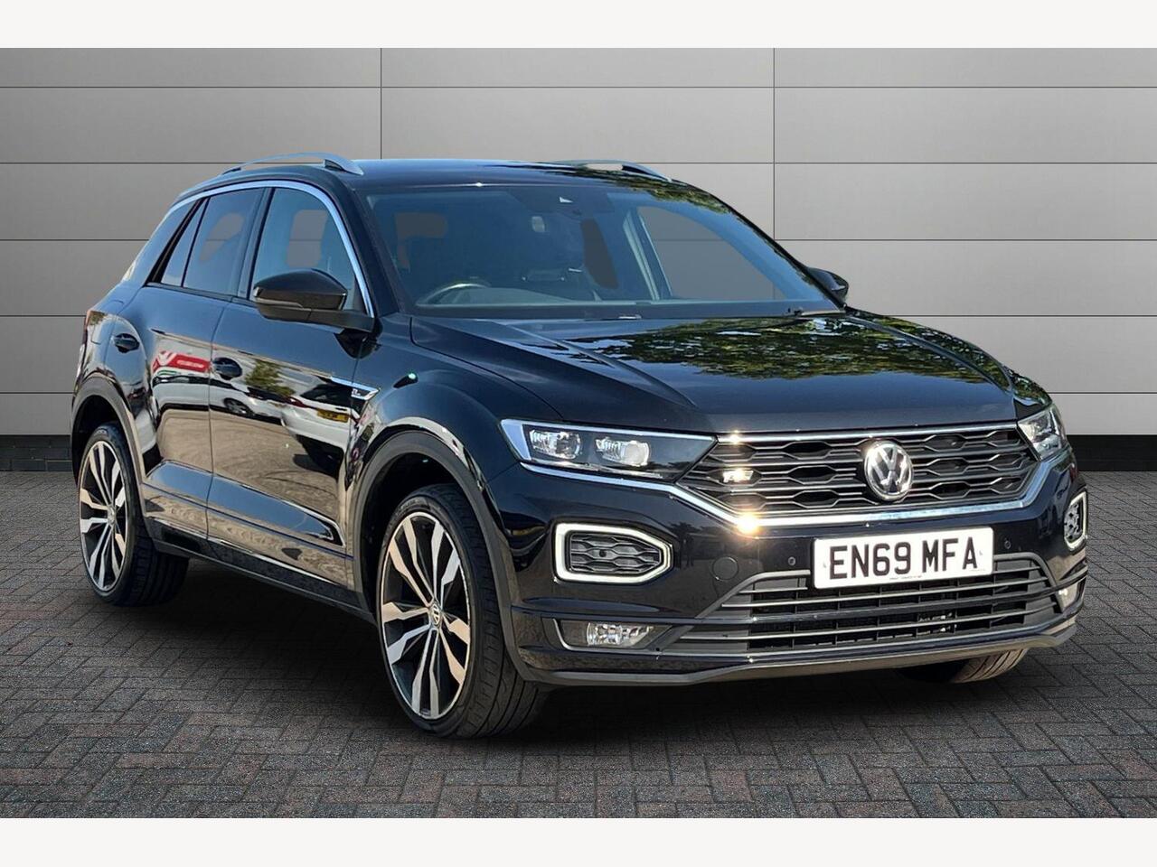 Main listing image - Volkswagen T-Roc