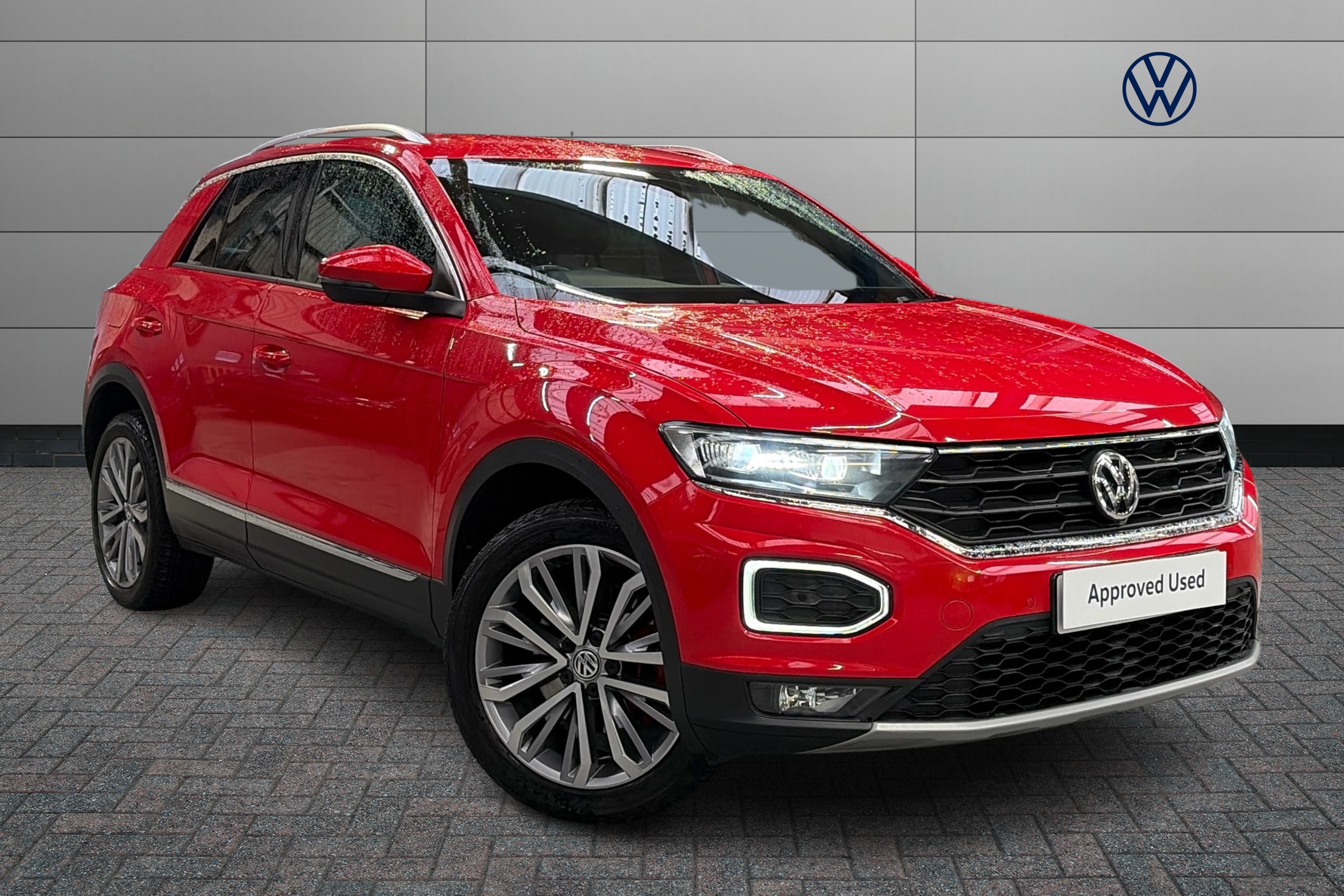 Main listing image - Volkswagen T-Roc