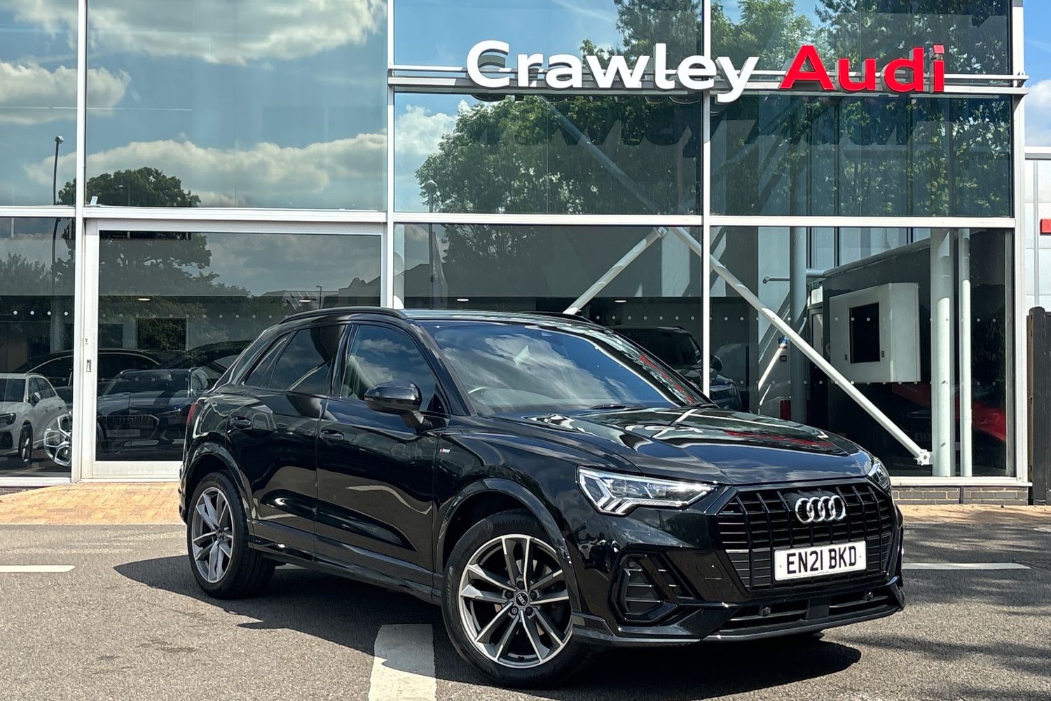 Main listing image - Audi Q3