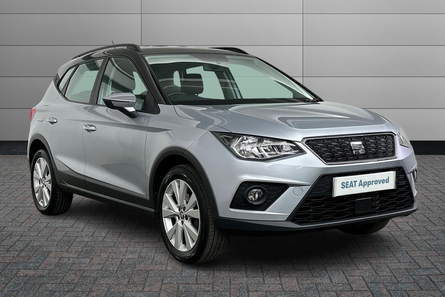 Main listing image - SEAT Arona