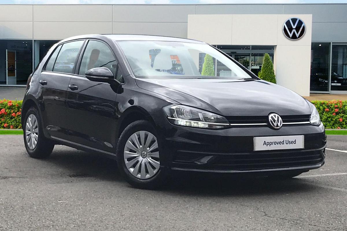 Main listing image - Volkswagen Golf