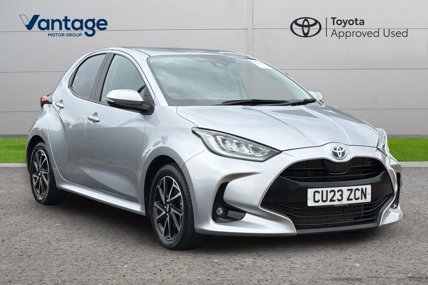 Main listing image - Toyota Yaris