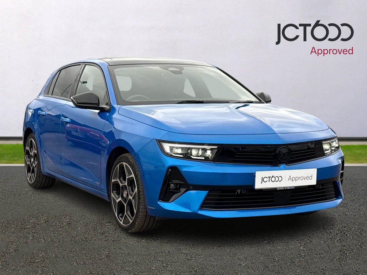 Main listing image - Vauxhall Astra