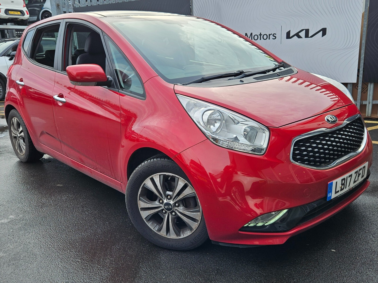 Main listing image - Kia Venga