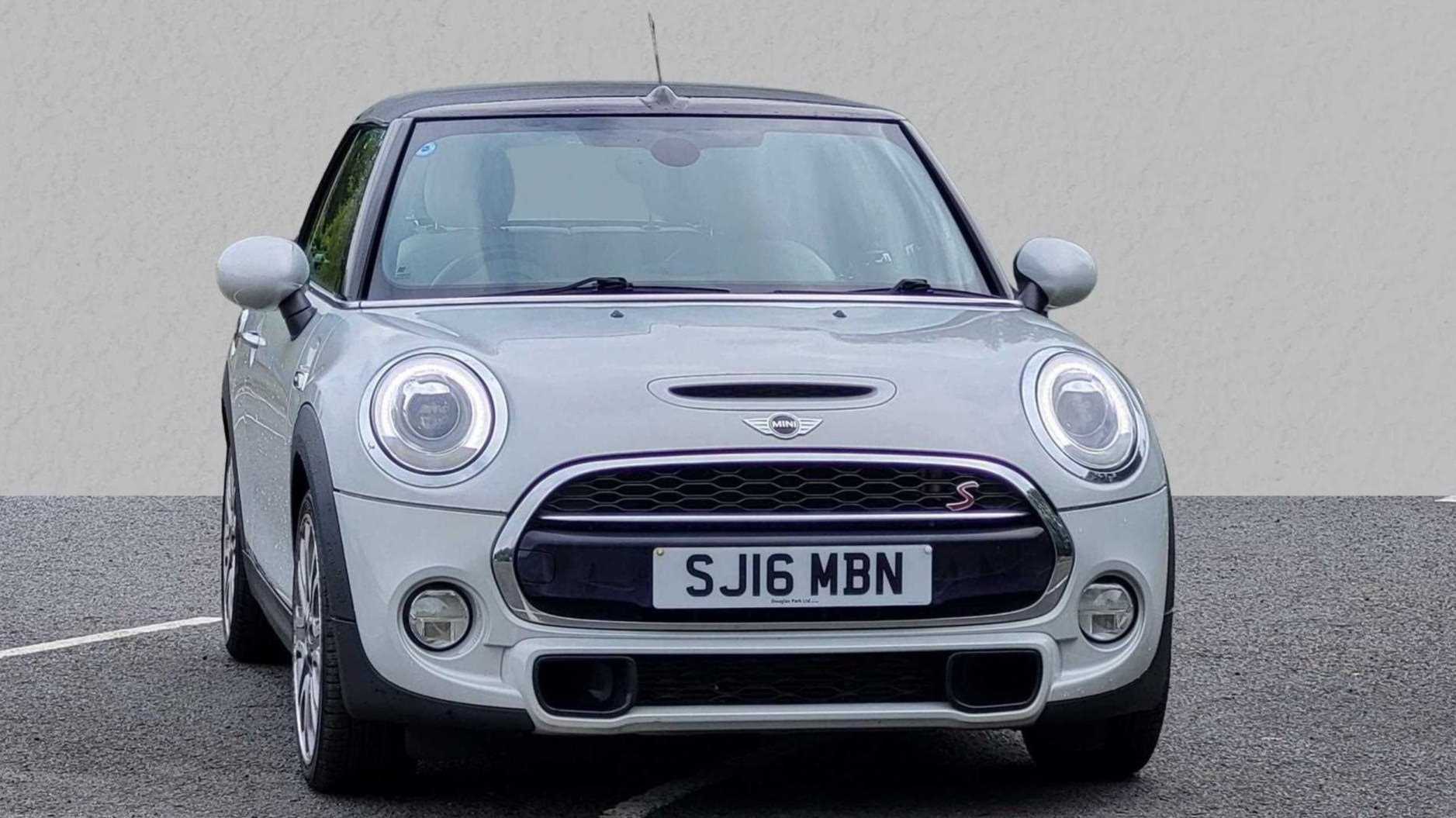 Main listing image - MINI Convertible